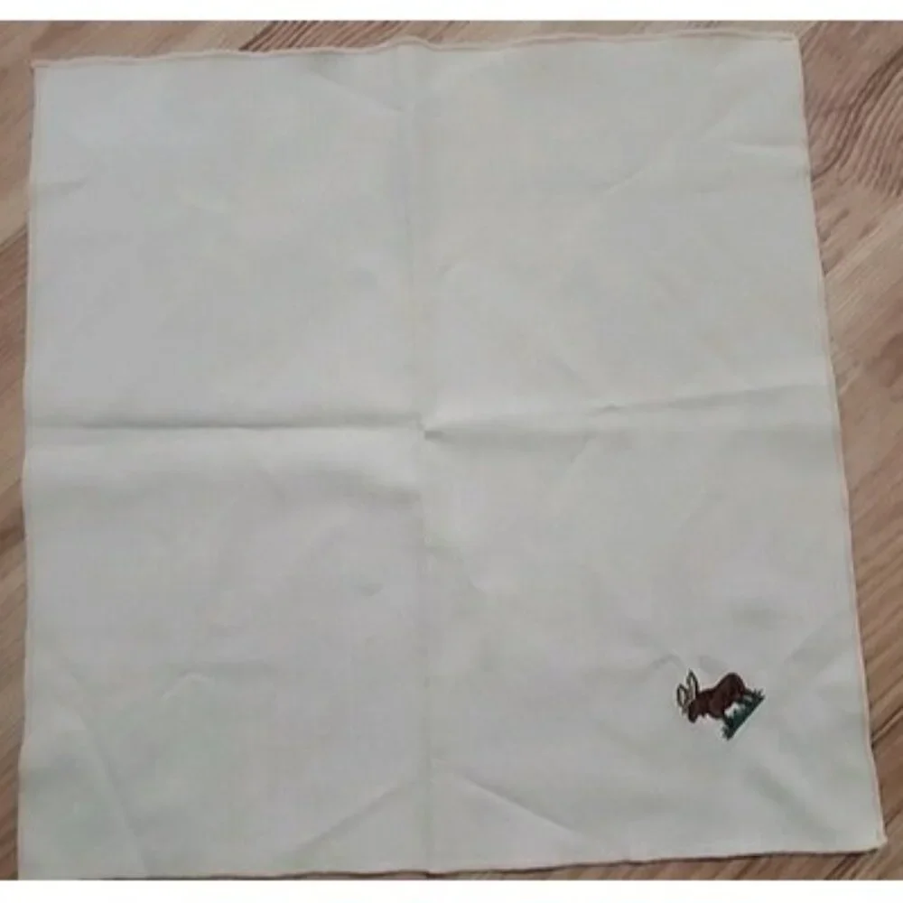 Set of 4 Vintage Fabric Napkins with Embroidered Moose Cabin Lodge Cabin Decor